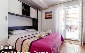 Big Terrace Apartments