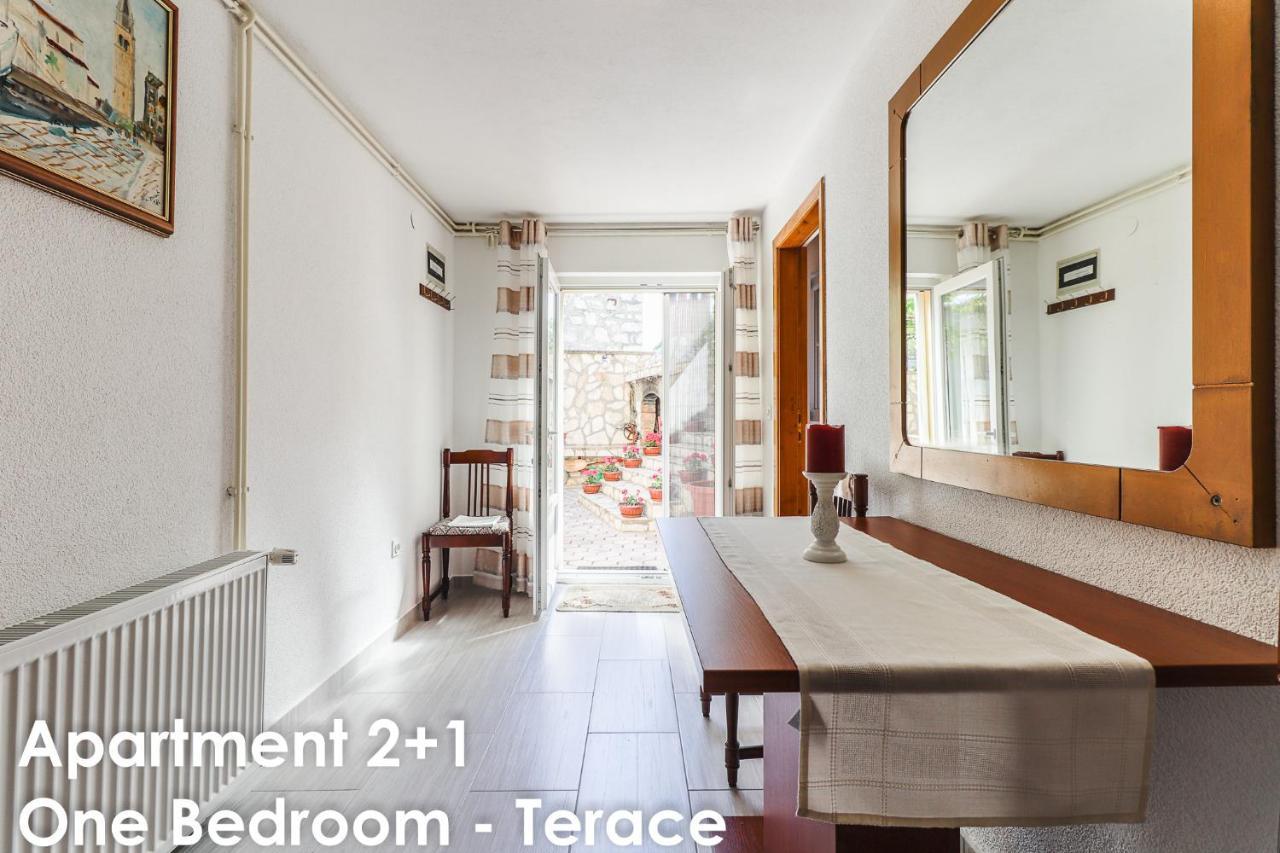 Relax Apartments - Big Terace & Grill Vrsar Exterior foto