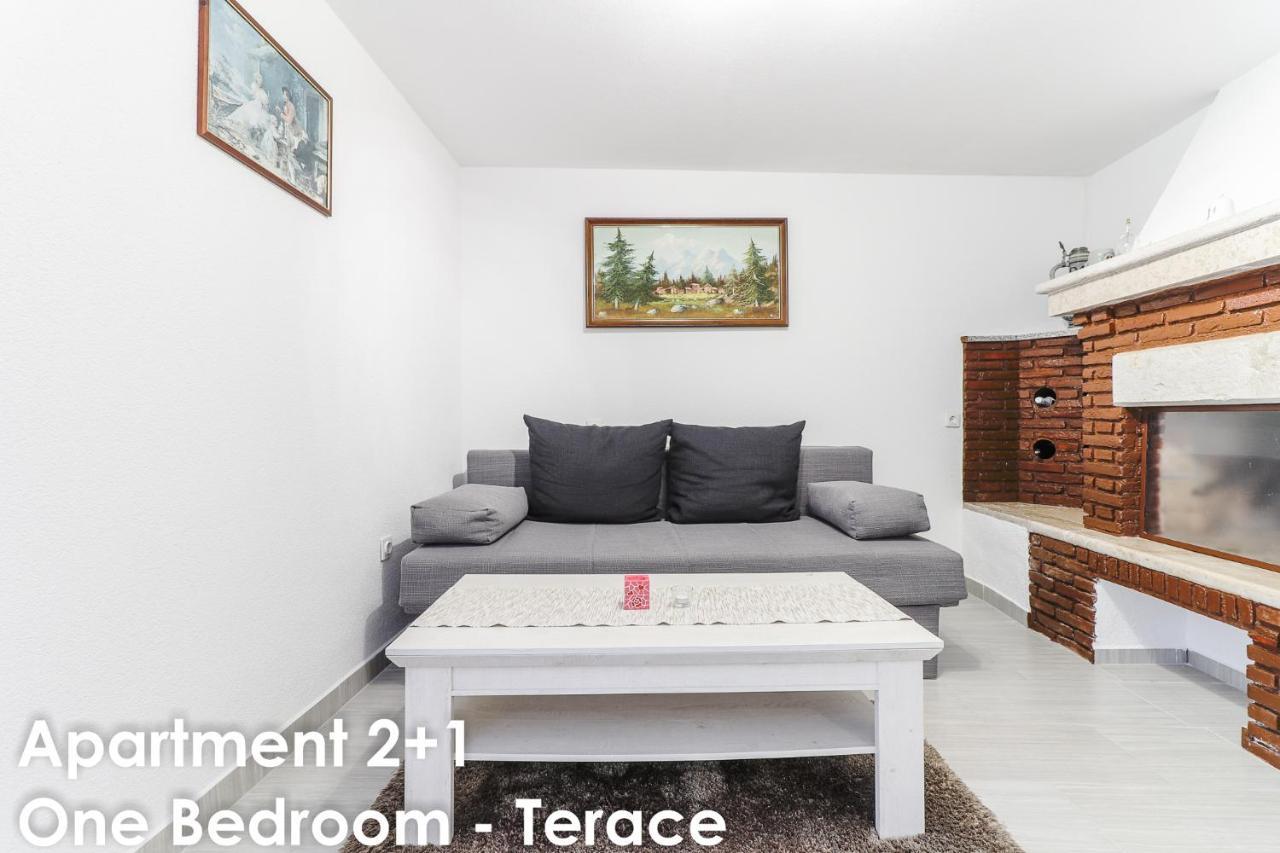 Relax Apartments - Big Terace & Grill Vrsar Exterior foto